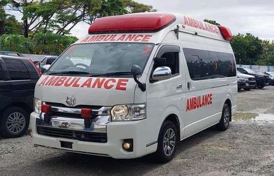 Toyota Hiace Ambulance 🚑🚑 2018 image 1