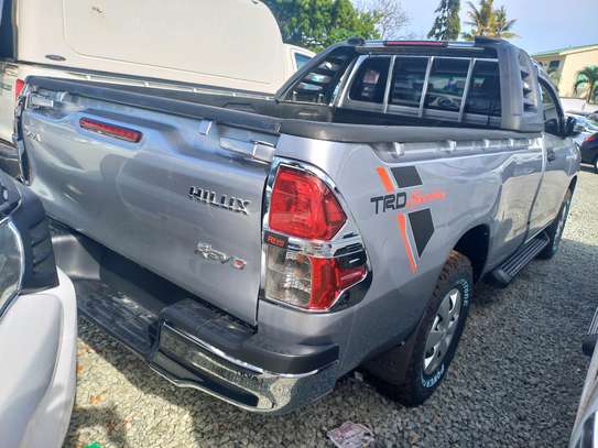TOYOTA HILUX PICK UP X THAILAND. image 2