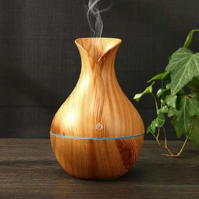 Ultrasonic Humidifie Oil Diffuser Cool Mist With Color Light. image 1