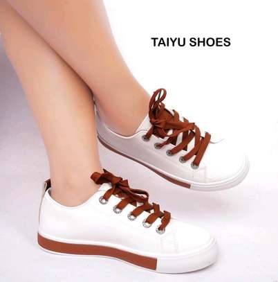 Taiyu sneakers  for ladies image 1