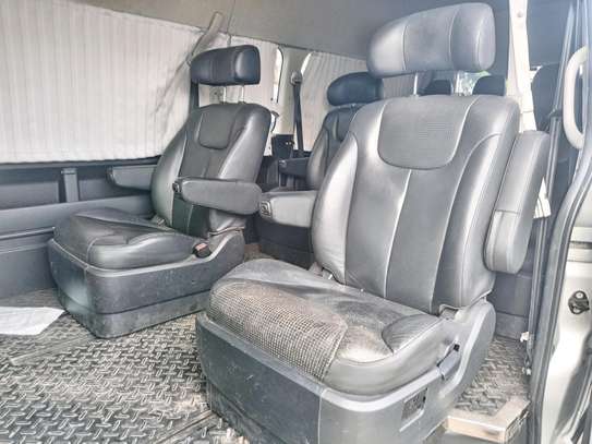 Toyota Hiace 9l Petrol 2015 silver image 4