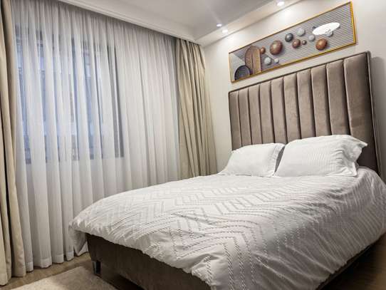 Furnished 3 Bed Apartment with En Suite in Riverside image 7