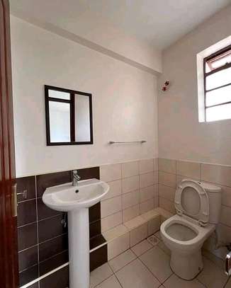 2 bedroom to let in naivasha road image 8