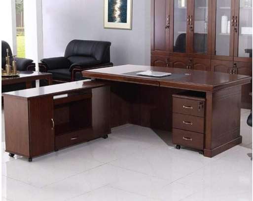 Executive office desk image 3