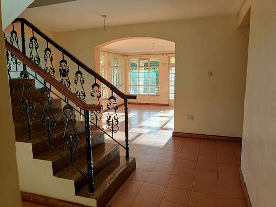 4 Bed House with En Suite in Runda image 5