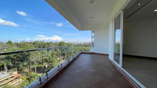 Serviced 2 Bed Apartment with En Suite in Parklands image 1