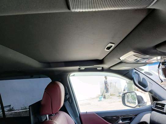Lexus LX600 2023 image 11