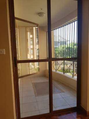 3 Bed Apartment with Parking in Kilimani image 9
