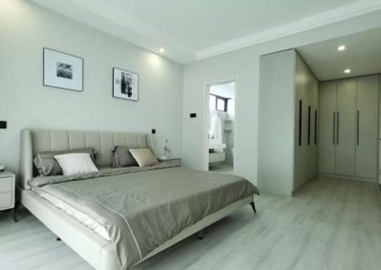 3 Bed Apartment with En Suite in Lavington image 17