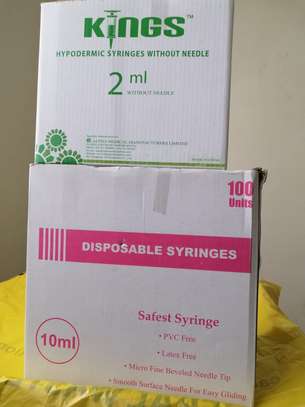 Disposable Syringes with and without needles. image 2