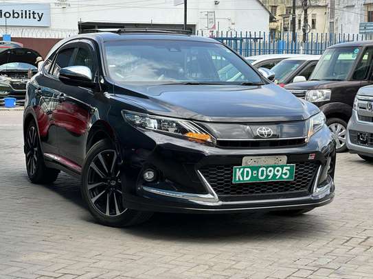 Toyota Harrier GR Black 2018 Sunroof image 7