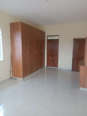 3 Bed House with En Suite in Kitengela image 19
