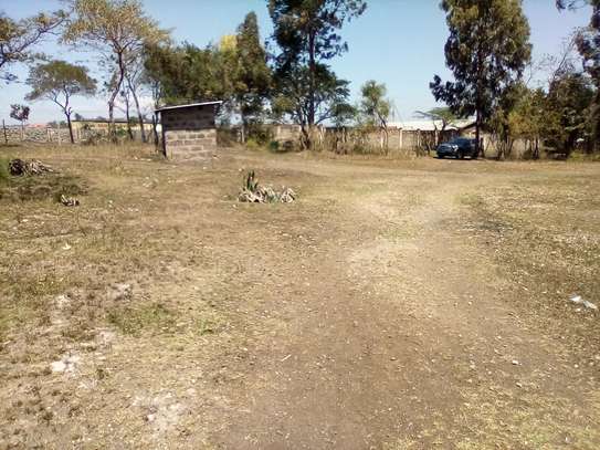 0.75-Acre Plot For Sale in Ongata Rongai image 2