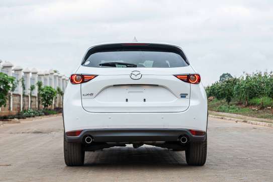 2018 Mazda CX5 White image 6