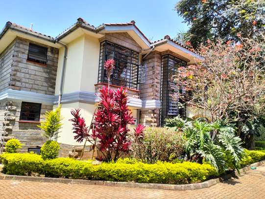 4 Bed Townhouse with En Suite in Nyari image 1