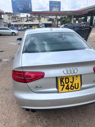 AUDI A4 image 3