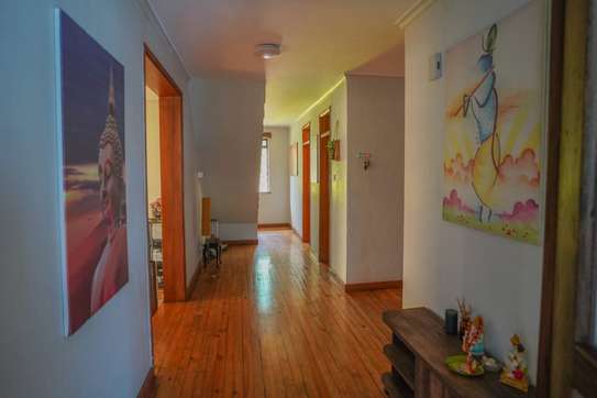 7 Bed House in Runda image 8