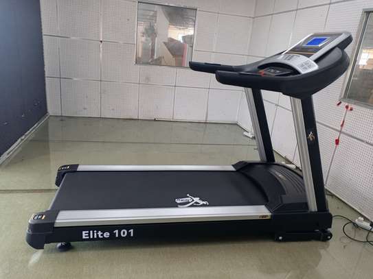 Athlete Commercial Treadmill image 3