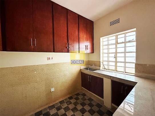 2 Bed Apartment in Parklands image 2