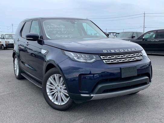 2018 land Rover discovery image 11