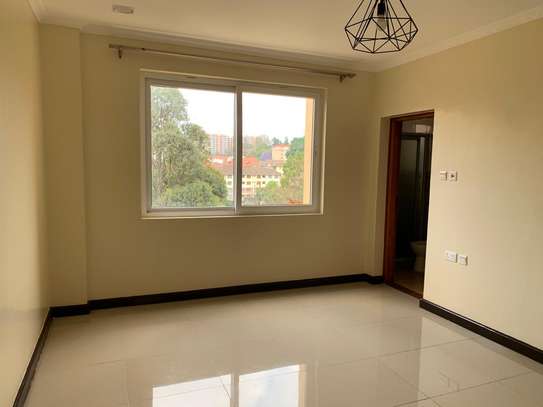 3 bedroom apartment all ensuite kilimani with Dsq image 12