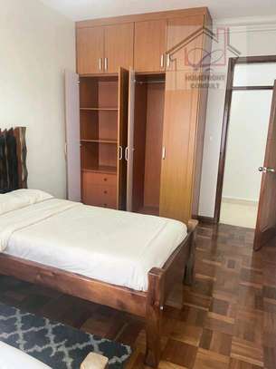 Lavishly furnished 3bedroomed apartment image 8