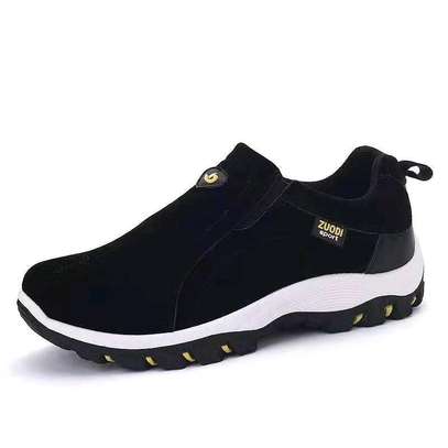Casual sport sneakers image 3