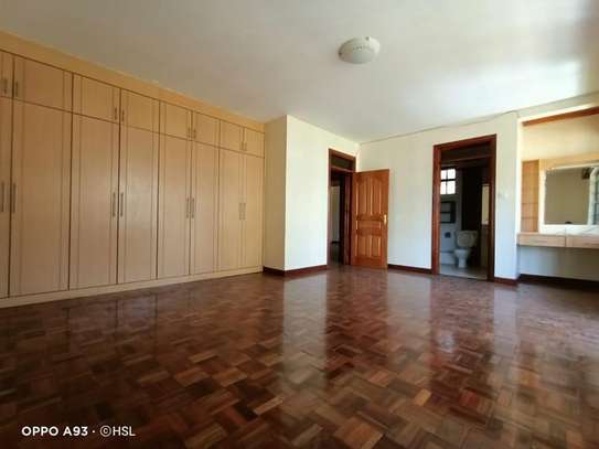 5 Bed Townhouse with En Suite in Kileleshwa image 7