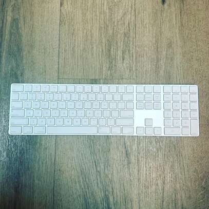 Apple Magic Keyboard 2 Wireless Rechargeable- Silver image 1