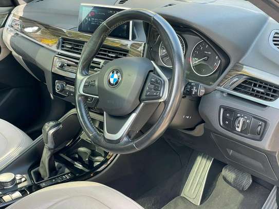 BMW X1 image 8