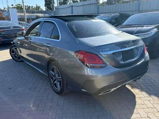 Mercedes benz c200 Sunroof 2019model image 4