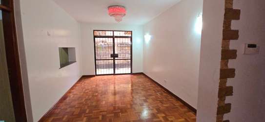 5 Bed Townhouse with En Suite at Lavington Road image 13