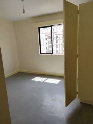 3 bedroom apartment for sale in NYAYO estate Embakasi image 2