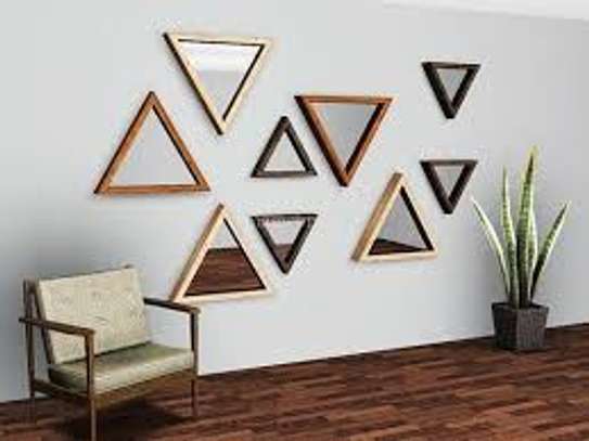 EXQUISITE WALL DECOR MIRRORS image 3