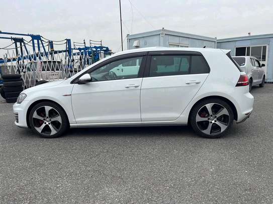 GOLF GTI image 10