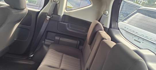 Honda Freed Non hybrid Grey 2018 image 7