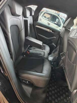 Audi Q5 Quattro black 2018 image 7