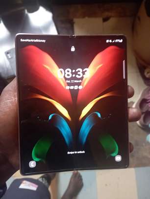 SAMSUNG ZFOLD2 image 5