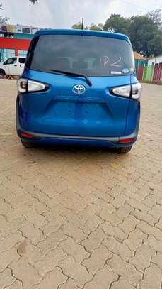Toyota Sienta non hybrid blue color 2018 fully loaded. image 9