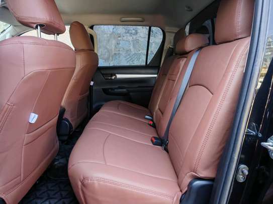 2020 TOYOTA HILUX. Diesel, Automatic, Low mileage, Ex JAPAN image 8