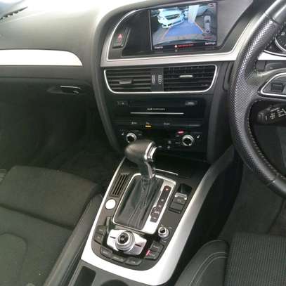 Audi A4 s-line station wagon image 7