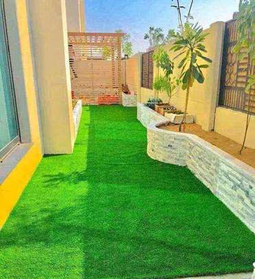 Quality artificial green grass carpet image 3
