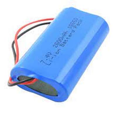 Lithium Ion Rechargeable Battery Pack 18650 7.4V 2600mAh image 1