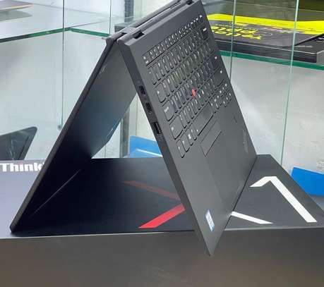Lenovo Thinkpad x1yoga laptop image 3