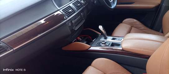 BMW X6 image 8