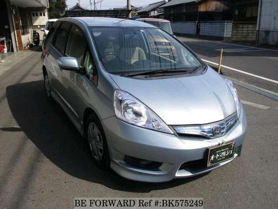 HYBRID SILVER HONDA SHUTTLE (MKOPO ACCEPTED) image 3