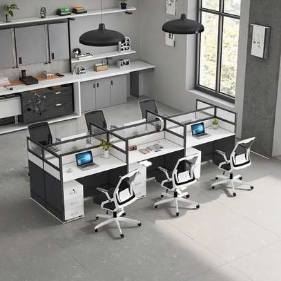 6-Way Modular Workstation image 1
