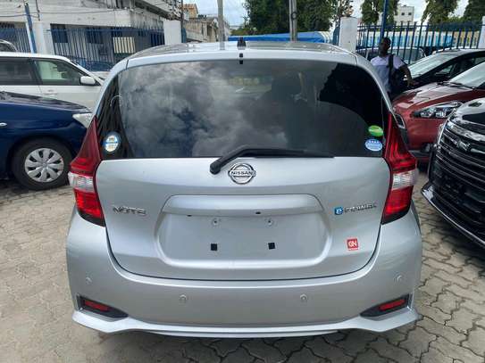 Nissan note E power silver 2017 image 9