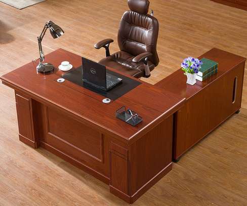 OFFICE DESK: 1.6 Meter Simple Office Desk image 1