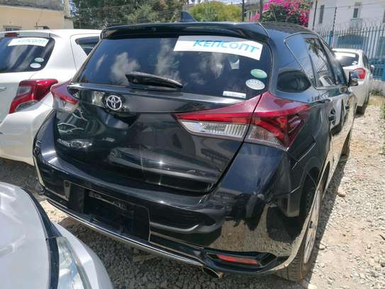 Toyota Auris 2017 image 1